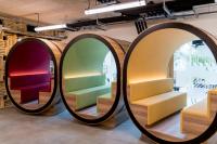 MEININGER Hotel Bordeaux Gare Saint-Jean的休息区