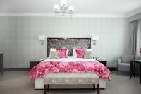Best Western Moores Central Hotel客房内的一张或多张床位