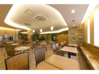 R&B Hotel Umeda East - Vacation STAY 15381v餐厅或其他用餐的地方