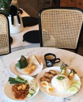 酒店内部或周边提供的食物