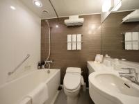 ORIENTAL HOTEL UNIVERSAL CITY的一间浴室