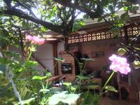 Villa Ester Hostel Vereda Cay外面的花园