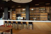 Park Inn by Radisson Vilnius Airport Hotel & Conference Centre酒廊或酒吧区