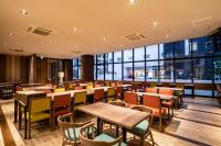 Tabino Hotel lit Matsumoto Milky white Onsen餐厅或其他用餐的地方