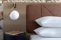 Hyatt Centric Beale Street Memphis客房内的一张或多张床位