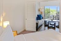 Shangri-La The Marina, Cairns客房内的一张或多张床位