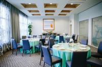 Hotel Indigo Orange Beach - Gulf Shores by IHG餐厅或其他用餐的地方