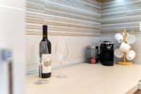 Boka View Luxury Suite - With free Garage Parking的酒水