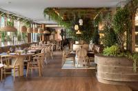 ME Barcelona餐厅或其他用餐的地方