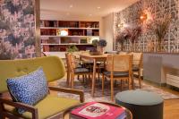 Hôtel Jardin de Cluny的休息区