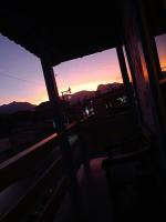 山景或在旅舍看到的山景