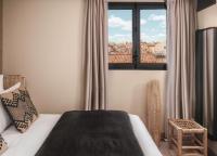 Maisons du Monde Hôtel &amp; Suites - Marseille Vieux Port客房内的一张或多张床位