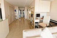 CANNES Vue Mer的电视和&#47;或娱乐中心