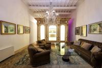 Casa Raiola Ercolano Luxury Rooms &amp; Spa的休息区