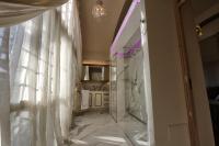 Casa Raiola Ercolano Luxury Rooms &amp; Spa的一间浴室