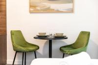 Salisbury Hotel Motel的休息区