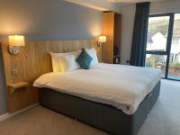 Loch Lomond Hotel客房内的一张或多张床位
