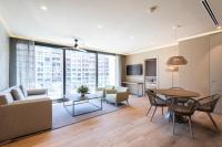 Apartamentos Core Suites Valencia的电视和/或娱乐中心