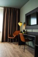 Konvin Hotel by Reykjavik Keflavik Airport的电视和/或娱乐中心