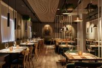 Konvin Hotel by Reykjavik Keflavik Airport餐厅或其他用餐的地方