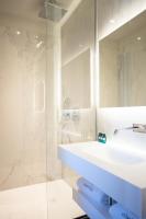 Villas Foch Boutique Hotel & Spa Bordeaux的一间浴室