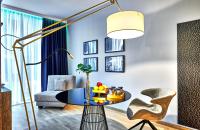 NYX Hotel Warsaw by Leonardo Hotels的休息区