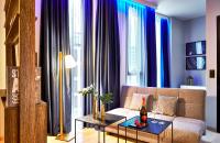 NYX Hotel Warsaw by Leonardo Hotels的休息区