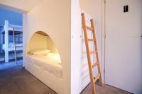 Central Hostel Oia客房内的一张或多张床位