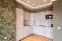 Apartamentos Core Suites Valencia的厨房或小厨房