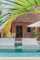 Terra Cottages Bali内部或周边的泳池