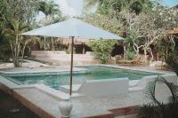 Terra Cottages Bali内部或周边的泳池