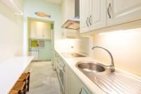 Museum Duplex and Patios, Historical Center, 8 pax的厨房或小厨房