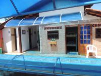 Pousada Casa do Rio Hostel - 8 min do Centro Hístorico - Passeio de Barco com saída da Pousada -Pago a parte- Perto das Praias e Beira Rio内部或周边的泳池