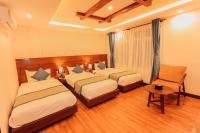 Kathmandu Aagantuk Hotel客房内的一张或多张床位