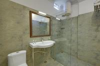 Hotel Raj Palace Udaipur的一间浴室