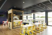 爱丁堡公园宜必思快捷酒店餐厅或其他用餐的地方