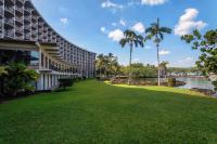 Hilo Hawaiian Hotel, Trademark Collection by Wyndham外面的花园