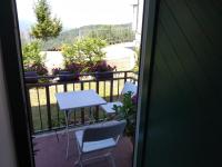 appartamento la pineta IT010-058C20-TJ54093的阳台或露台