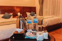 Kathmandu Aagantuk Hotel客房内的一张或多张床位