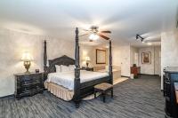 Bellissimo Hotel, Trademark by Wyndham Near Foxwoods Casino客房内的一张或多张床位