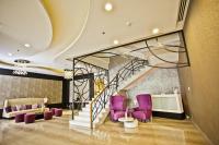 The Exchange Regency Residence Hotel Managed by HII的休息区