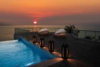S Hotel Montego Bay - Luxury Boutique All-Inclusive Hotel内部或周边的泳池