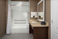 Staybridge Suites - Cedar Park - Austin N by IHG的一间浴室