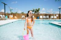 Hotel Indigo Orange Beach - Gulf Shores by IHG内部或周边的泳池