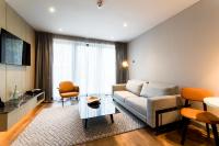Fourty Three Luxury Serviced Apartments的休息区