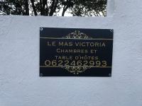 Le Mas Victoria - Chambres d'hôtes avec table d'hôtes-Parking privé ferme的证书、奖牌、标识或其他文件