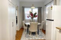 Beach House 100ms to Beach Freshly Renovated All New Appliances平面图