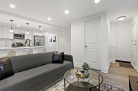 Roomy 1BR Apartment with Laundry - Aberdeen 1平面图