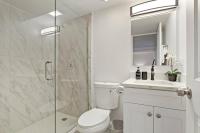 Roomy 1BR Apartment with Laundry - Aberdeen 1平面图