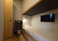 hotel atarayo osaka客房内的一张或多张床位
